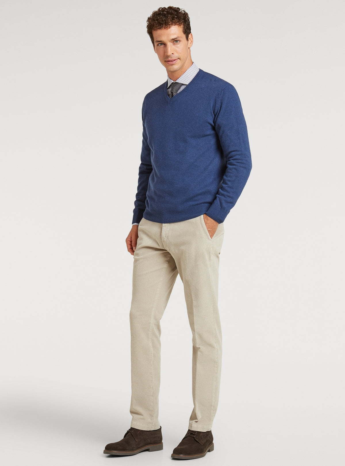 Maglia scollo a V in lana e cashmere.-3