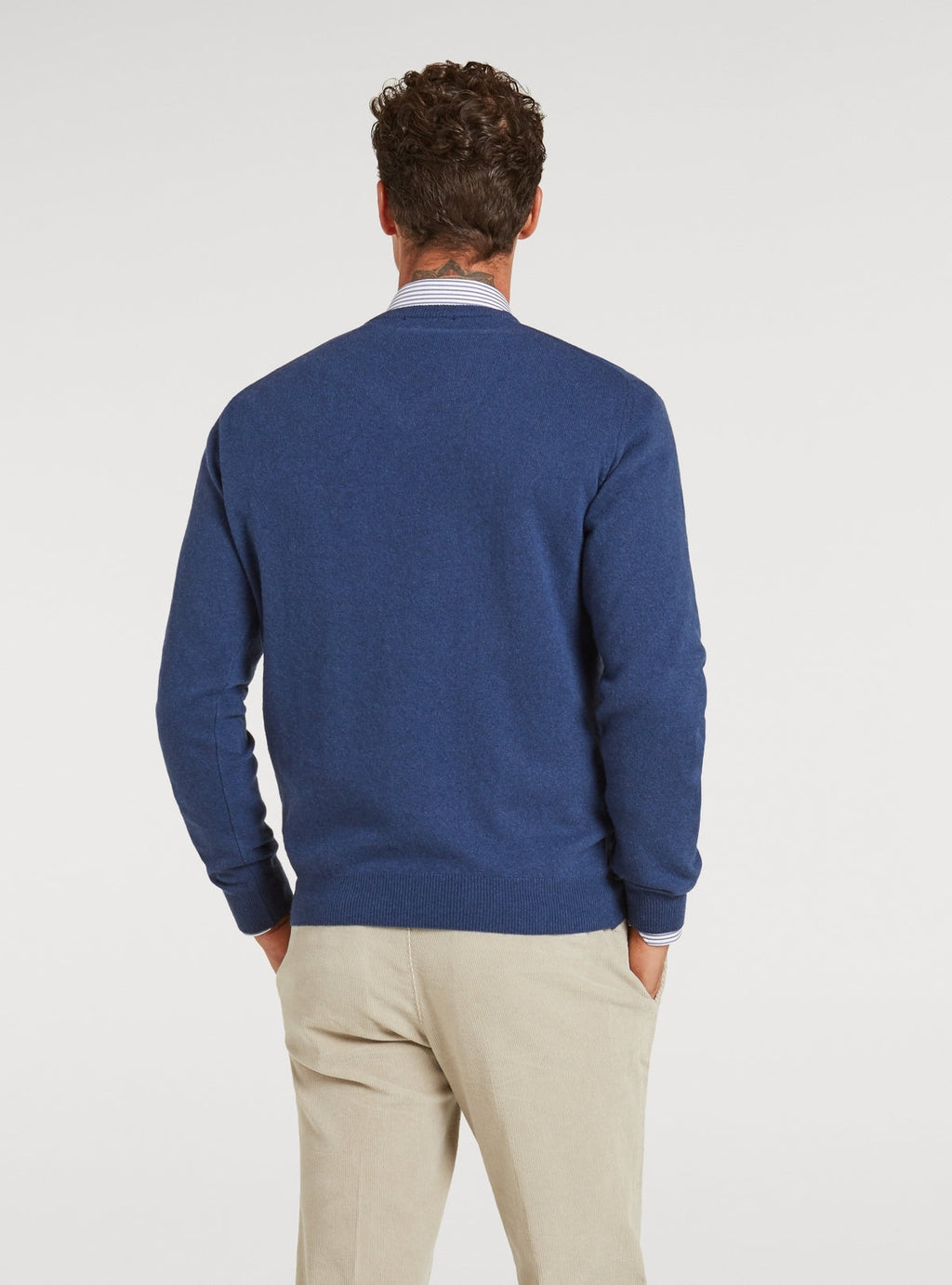 Maglia scollo a V in lana e cashmere.-1