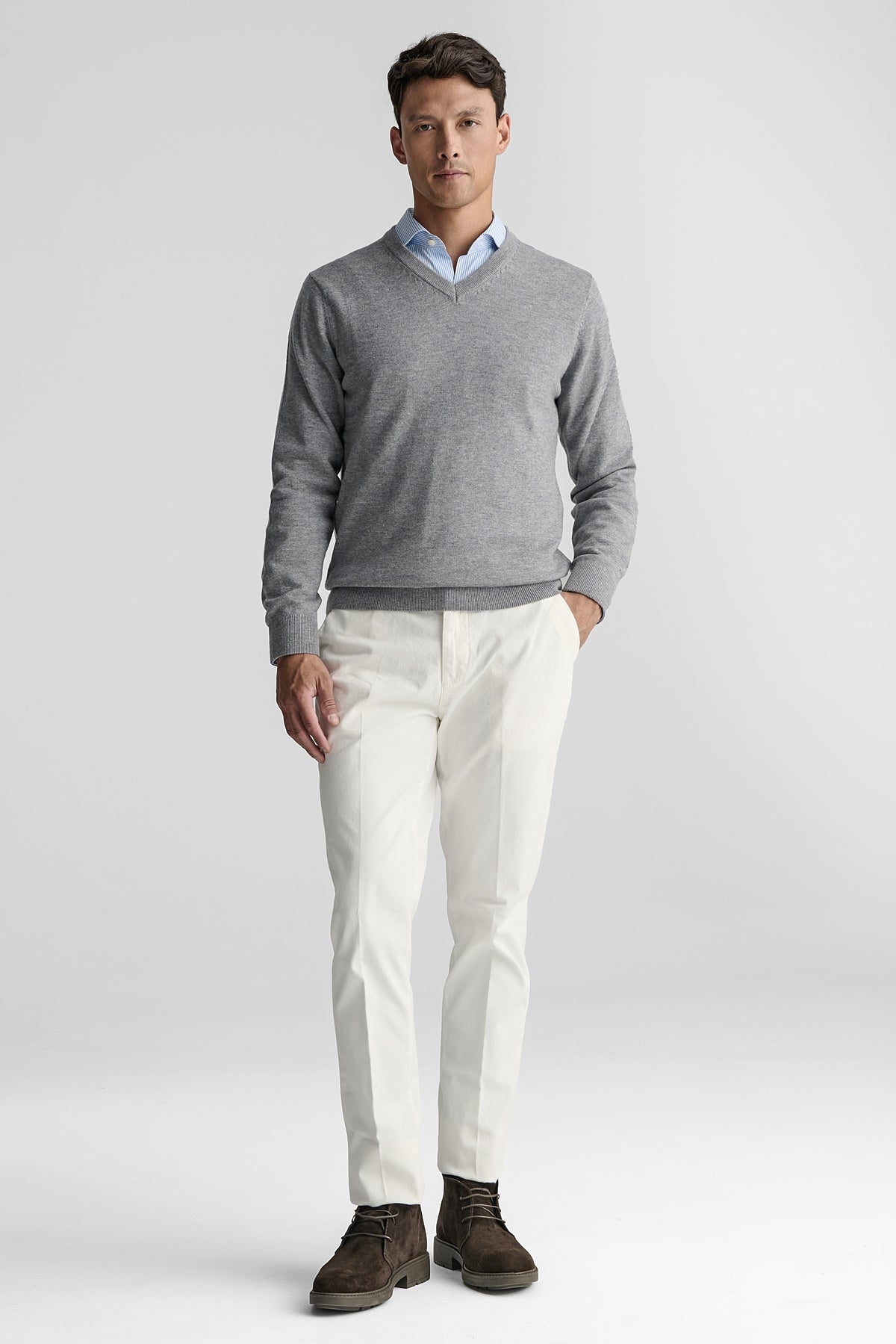 Maglia scollo a V in lana e cashmere.-1