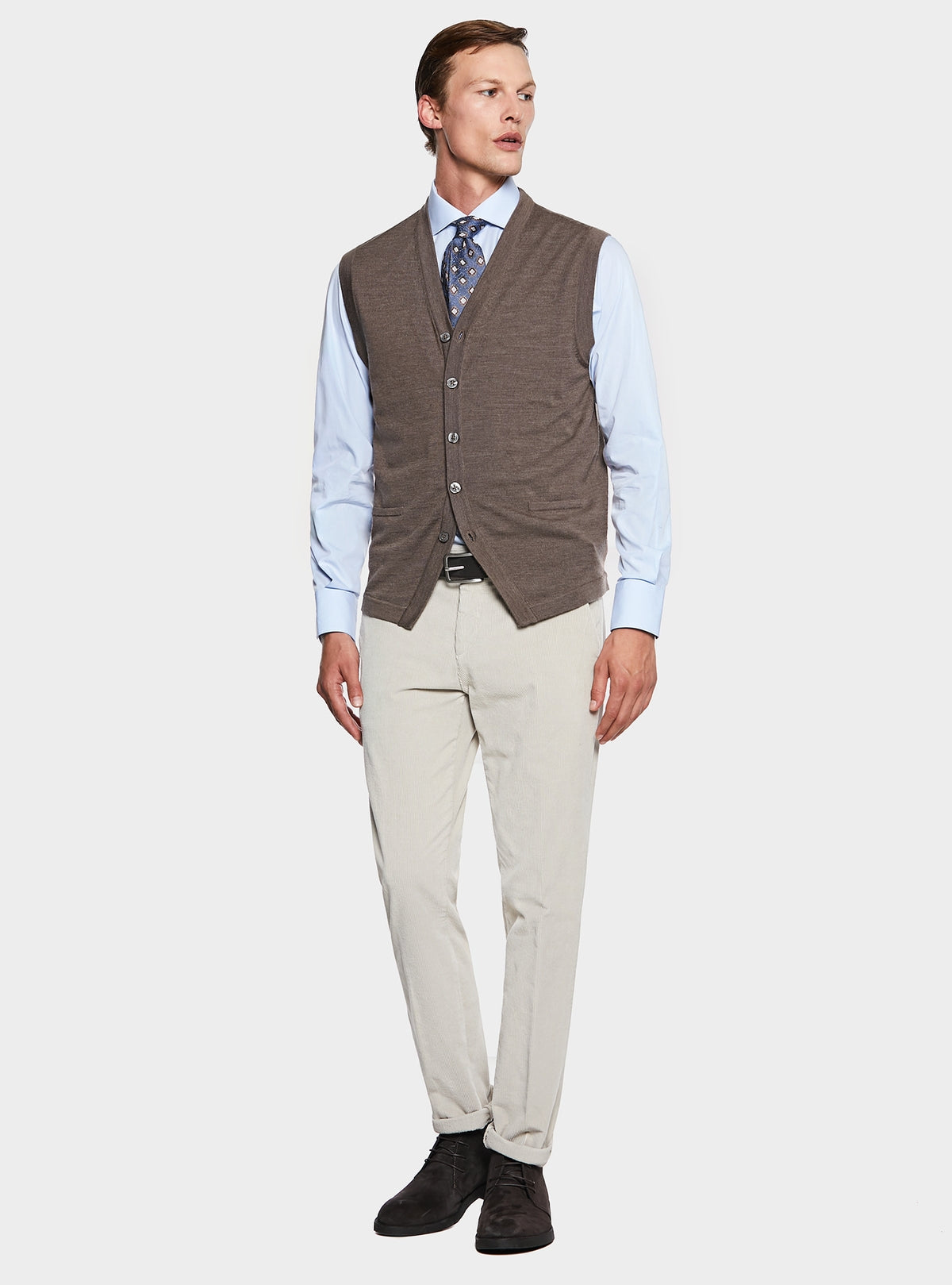 Gilet con bottoni in lana Merino-1