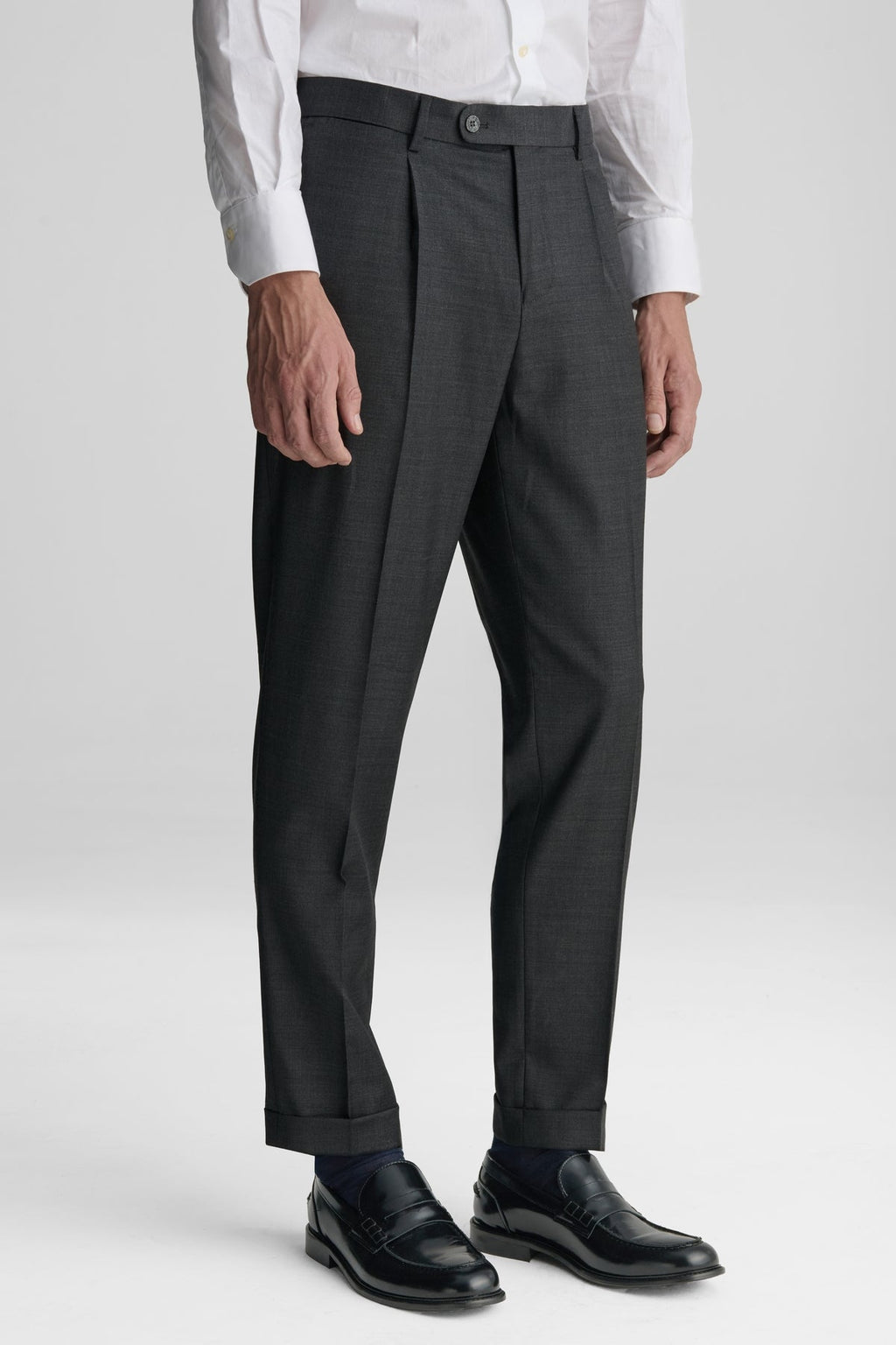 Pantalone classico con pences in misto lana stretch-0
