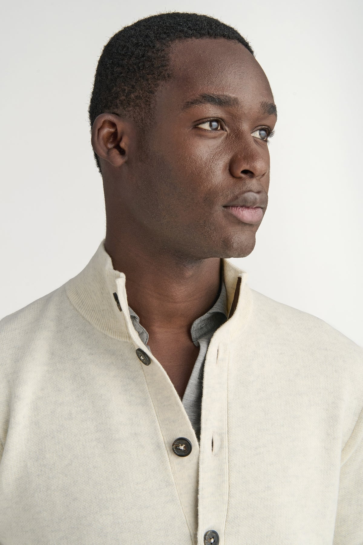 Cardigan con bottoni in lana e cashmere-2