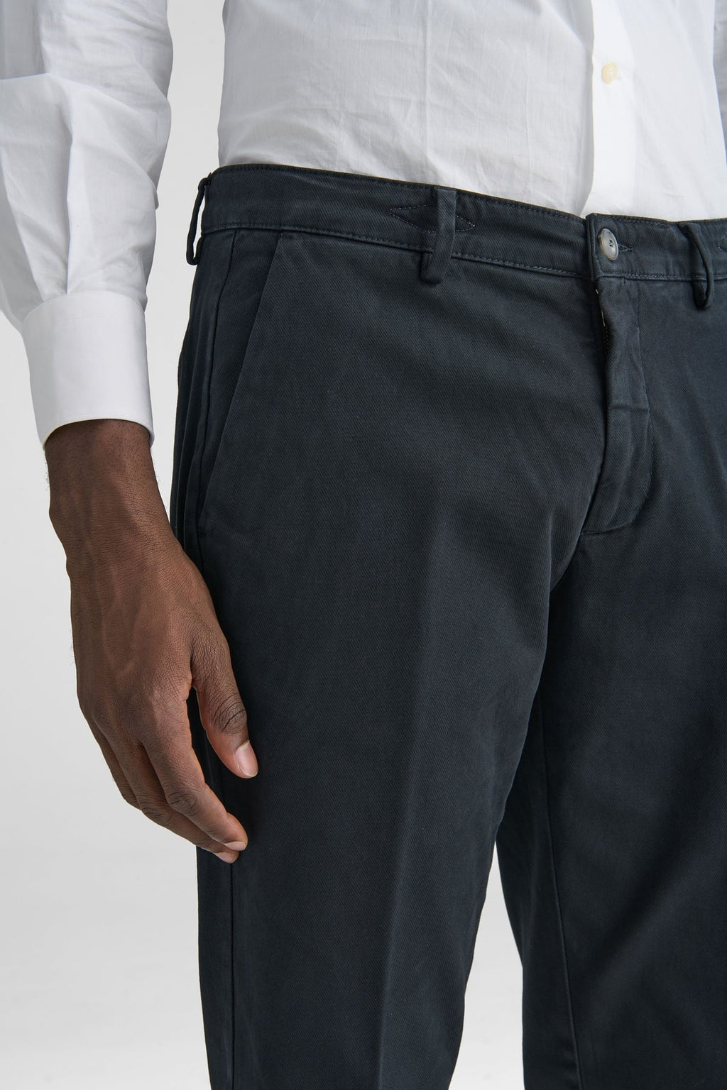Pantaloni Chino in cotone a trama elasticizzato-2