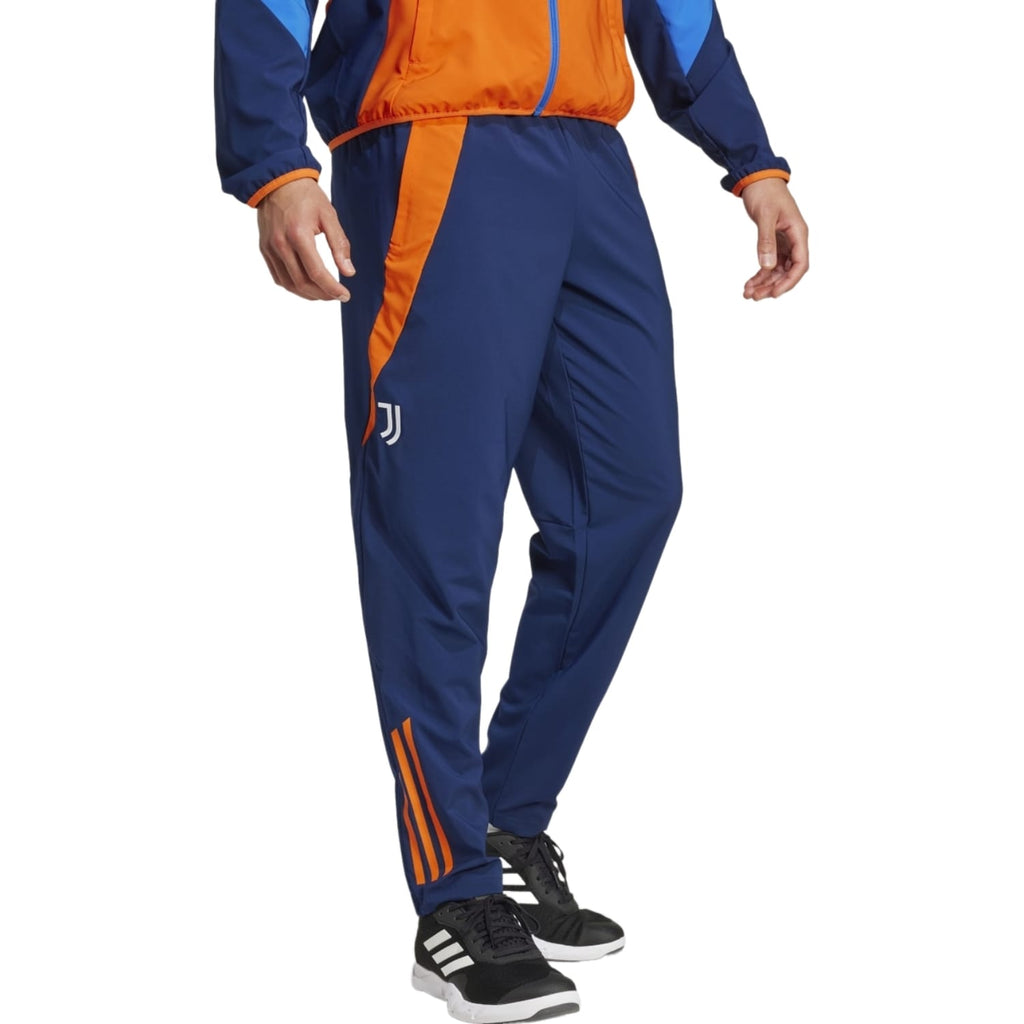 Juventus presentation Soccer tracksuit 2024/25 - Adidas-1