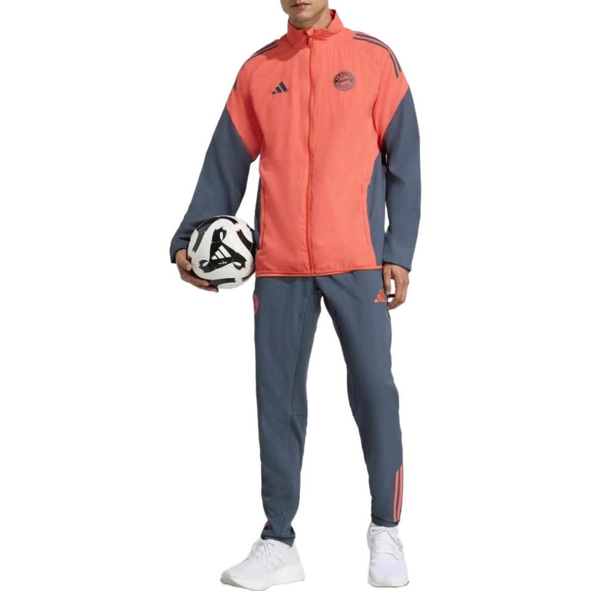 Bayern Munich presentation Soccer tracksuit 2025/26 - Adidas-3