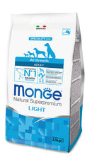MONGE SPECIALITY LINE LIGHT ALL BREEDS SALMONE & RISO 2,5 KG.