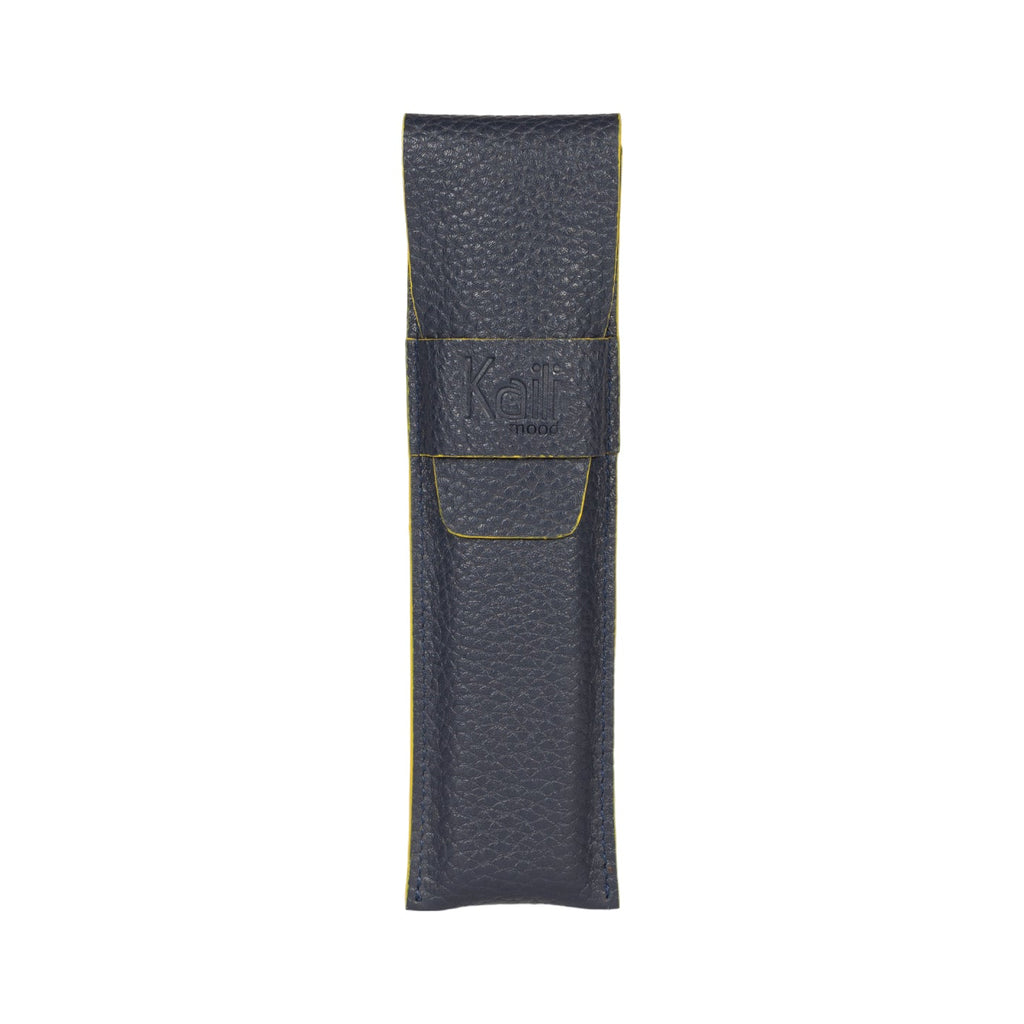 K0028DB | Custodia per Penne in Vera Pelle pieno fiore, grana dollaro - Colore Blu con bordi Gialli - Dimensioni: cm 4,5 x 16,5 x 1 - Confezione: Scatola regalo fondo/coperchio-2
