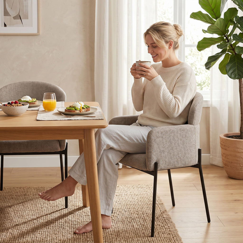 Fauteuil Salon, Fauteuil d'Appoint Rembourré en Chenille avec Dossier Courbé et Accoudoirs, Pieds en Métal, Marron Clair-8