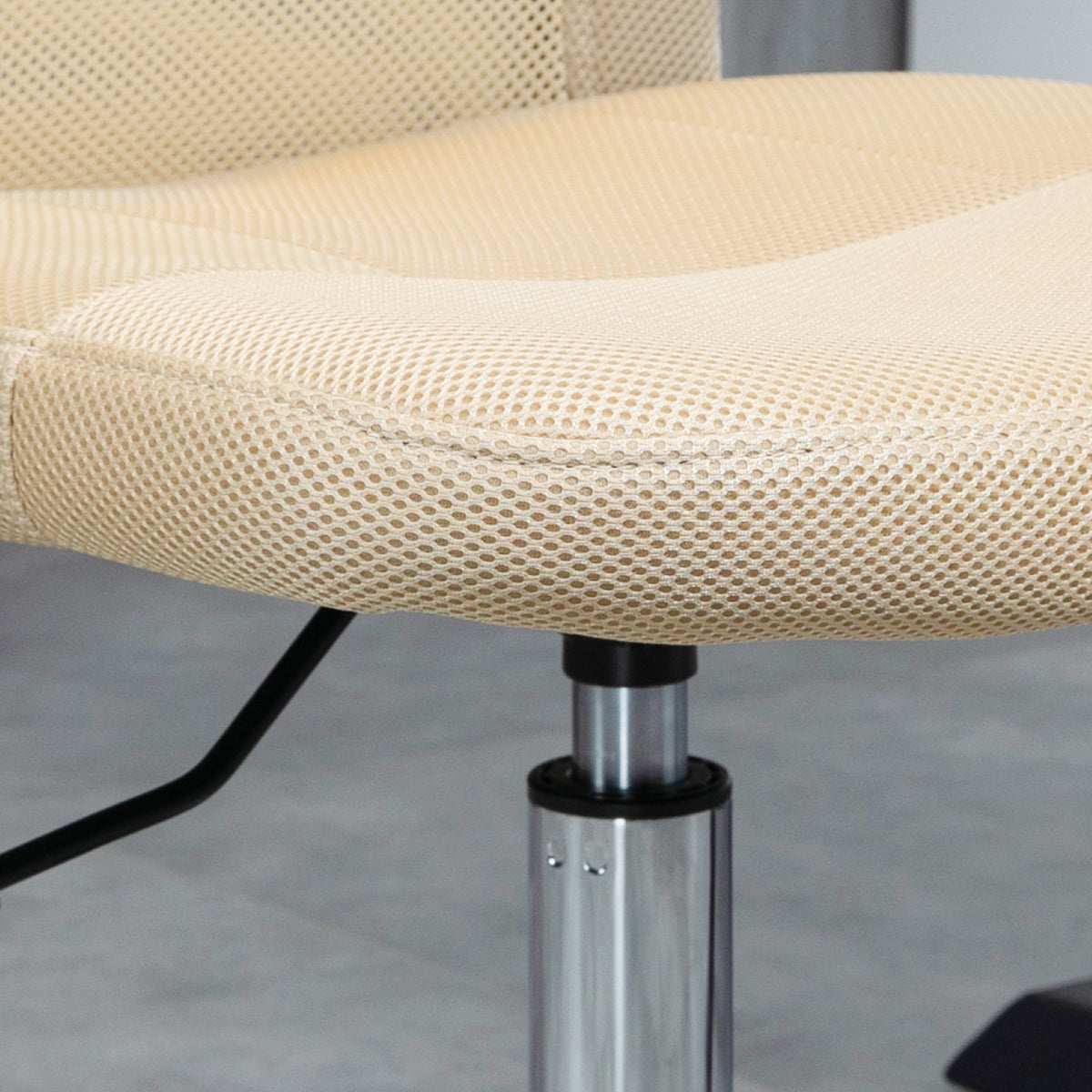 Chaise de bureau ergonomique hauteur réglable piètement chromé pivotant 360° revêtement maille beige-6