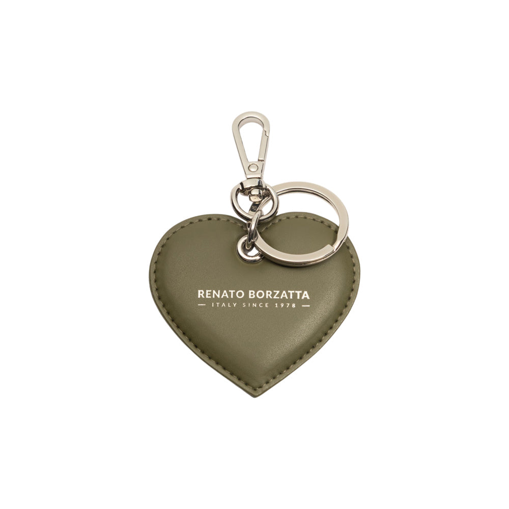 RB1082SE | Portachiavi Heart Charm Made in Italy in in Vera Pelle Liscia Opaca. Colore Verde-0