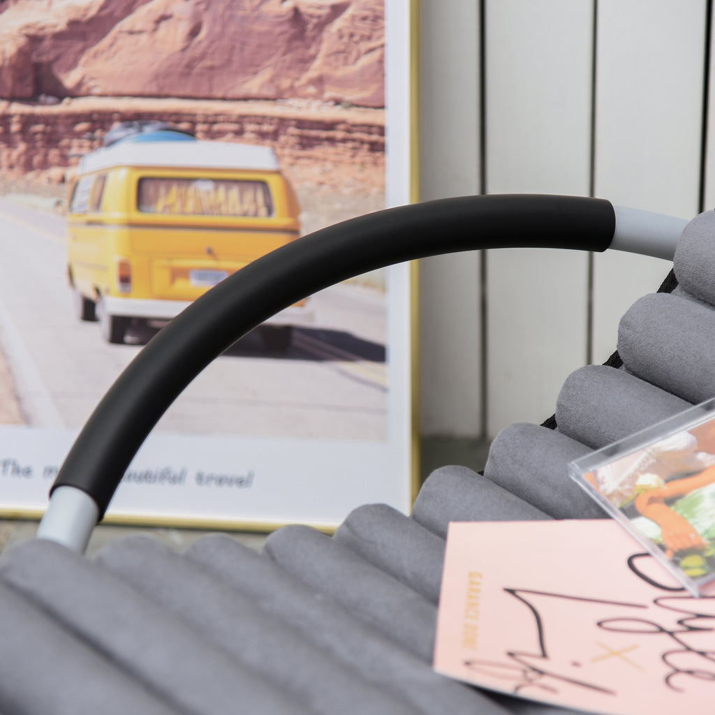Chaise Longue à Bascule Pliable Rocking Chair avec Matelas revêtement Aspect Daim métal textilène Gris Noir-7