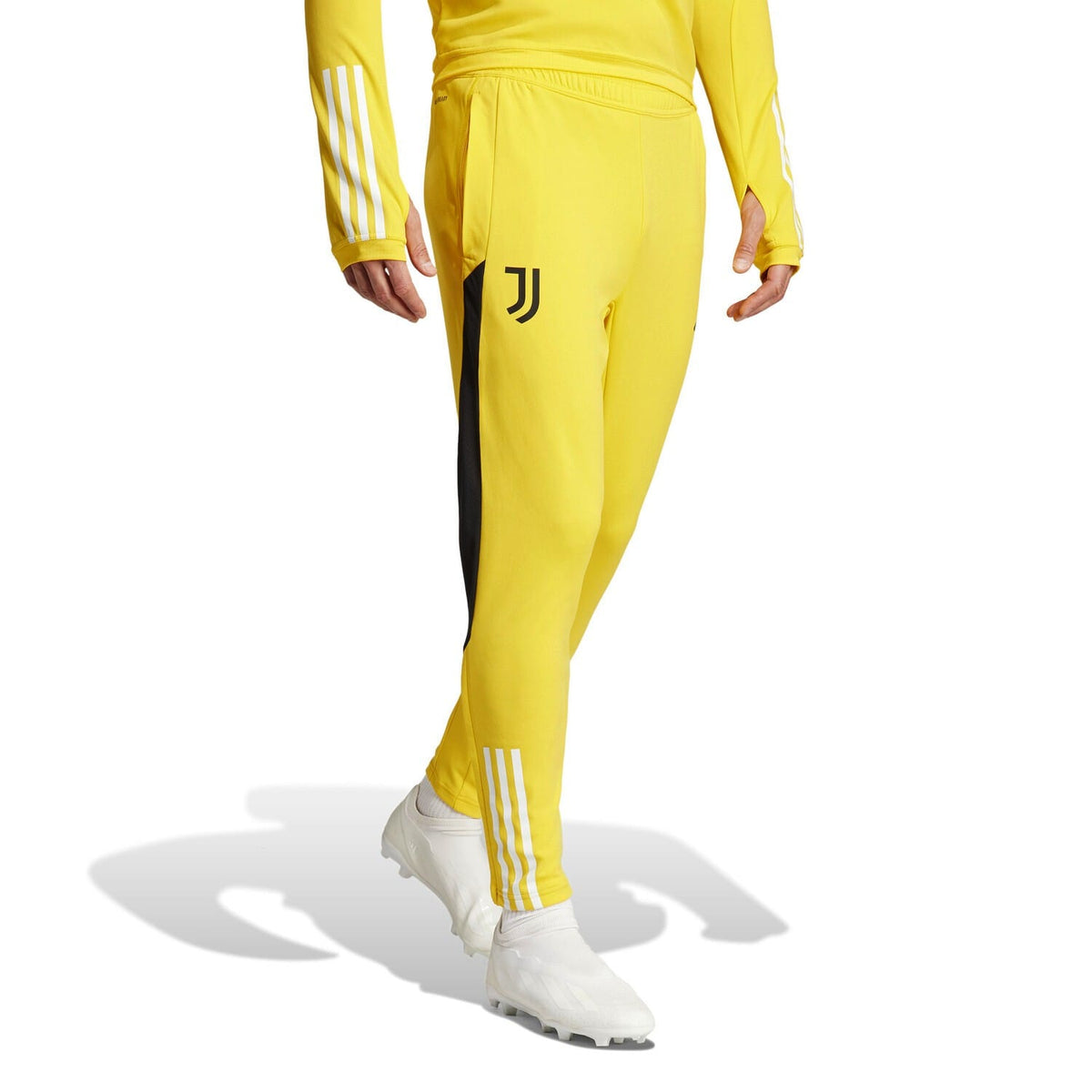 Juventus yellow training technical Soccer tracksuit 2024 - Adidas-1