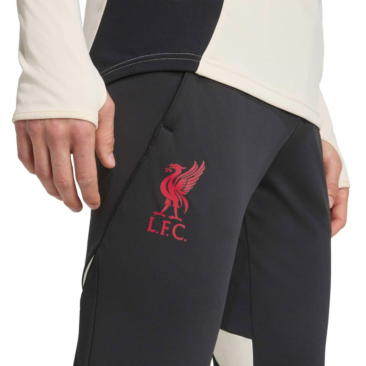 Liverpool FC black training technical Soccer tracksuit 2025/26 - Adidas-4