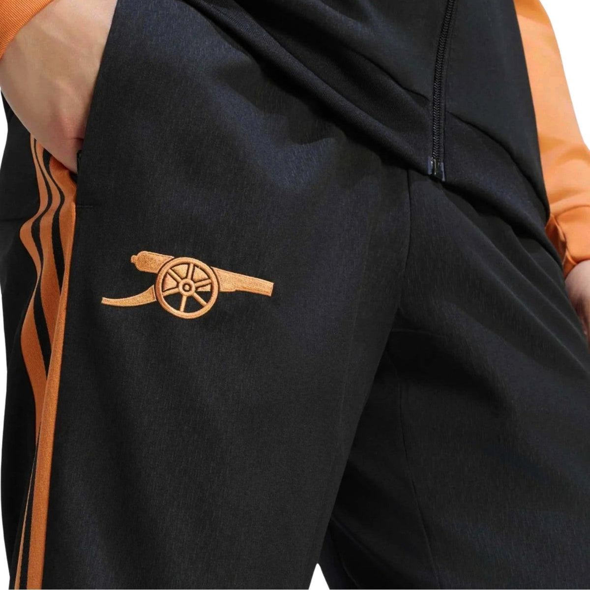 Arsenal black presentation Soccer tracksuit 2026/27 - Adidas-4