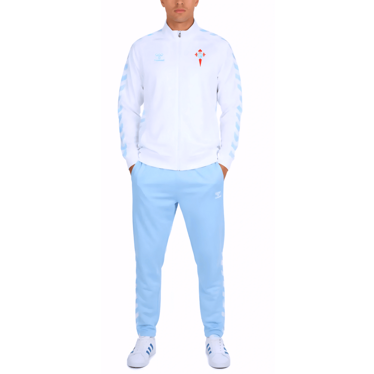 Celta Vigo training presentation Soccer tracksuit 2024/25 - Hummel-2