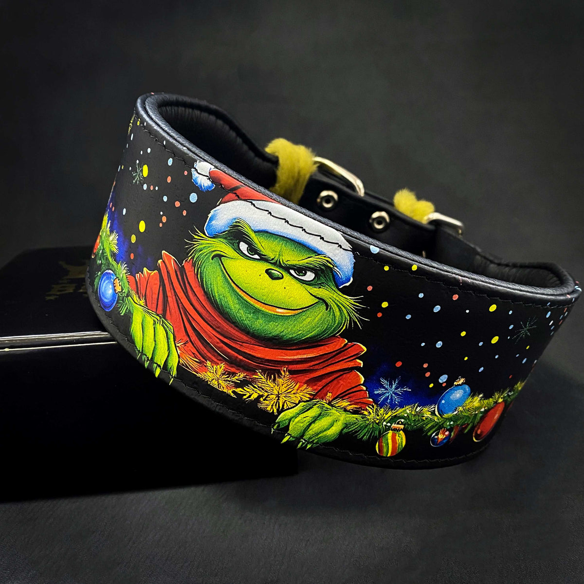 The Grinchmas Limited Collar-0