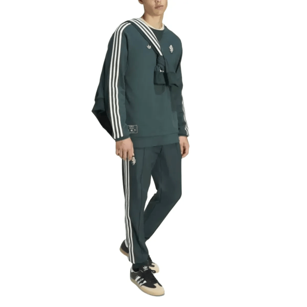 Juventus Originals casual presentation sweat tracksuit 2025/26 - Adidas-4