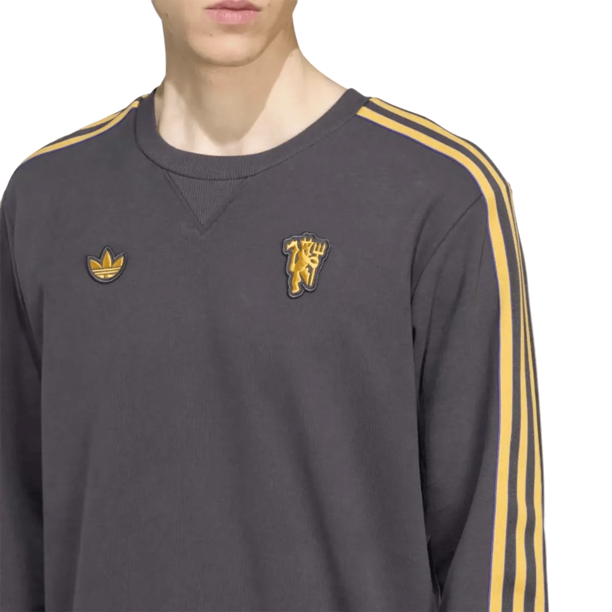 Manchester United Originals casual presentation sweat tracksuit 2025/26 - Adidas-2