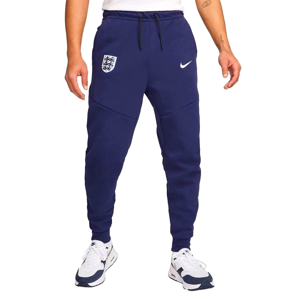 England Tech fleece presentation soccer tracksuit 2024/25 - Nike-3