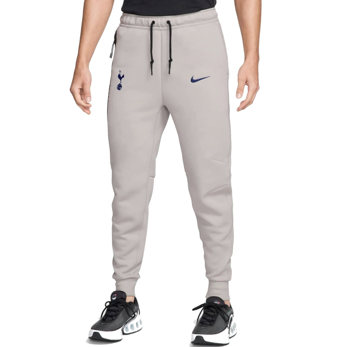 Tottenham Hotspur Tech Fleece presentation tracksuit 2025/26 - Nike-2