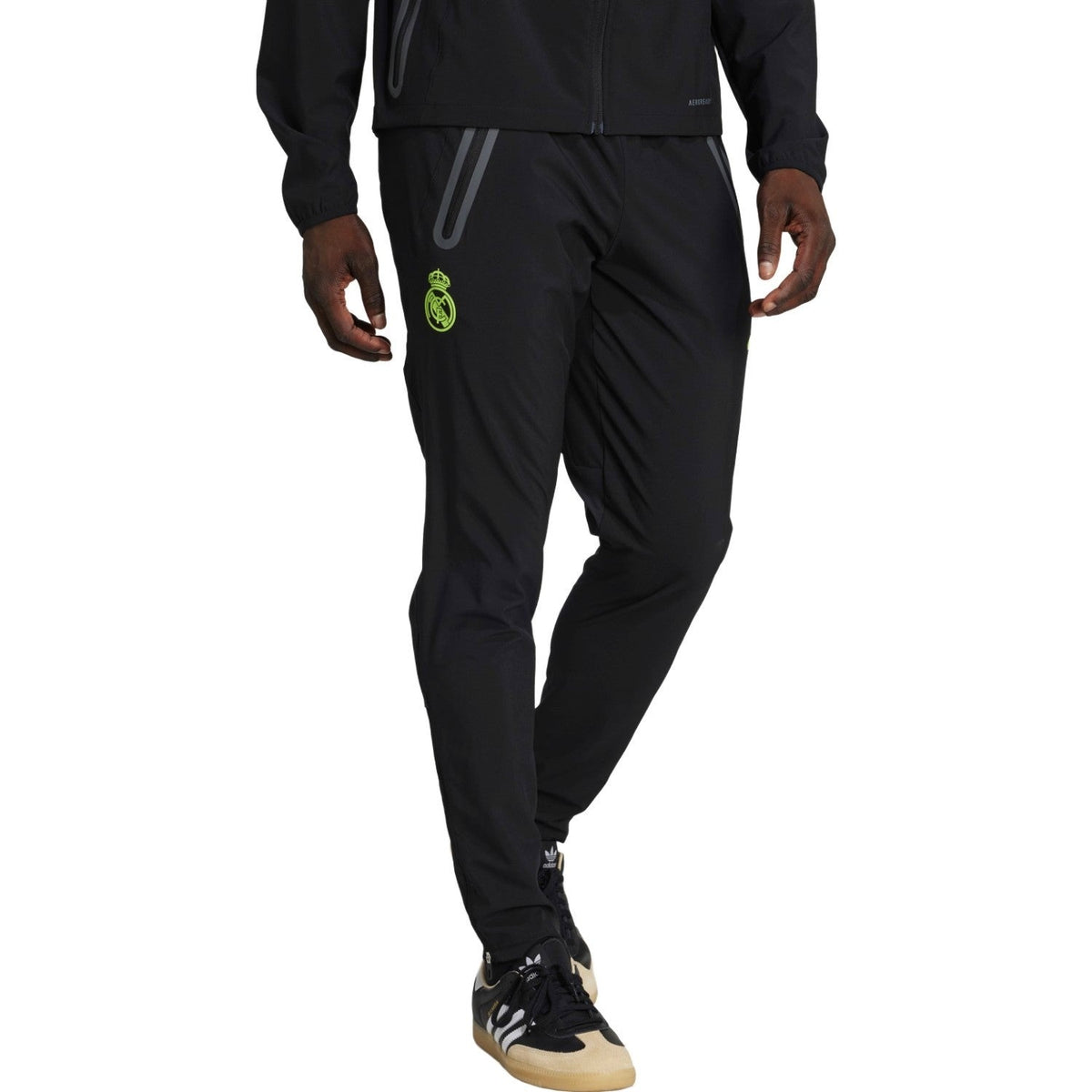 Real Madrid black Tech presentation soccer tracksuit 2026 - Adidas-2