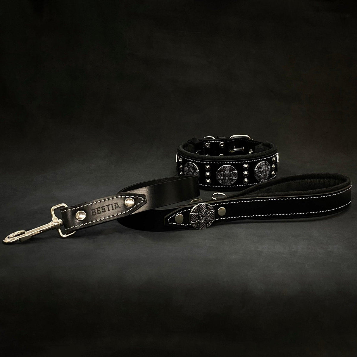 The "Maximus" collar 2.5 inch wide black & silver-3