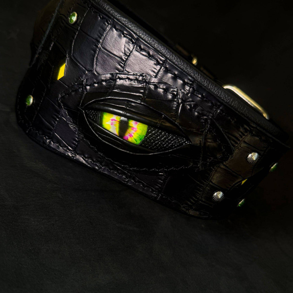 The Night Dragon Collar-1