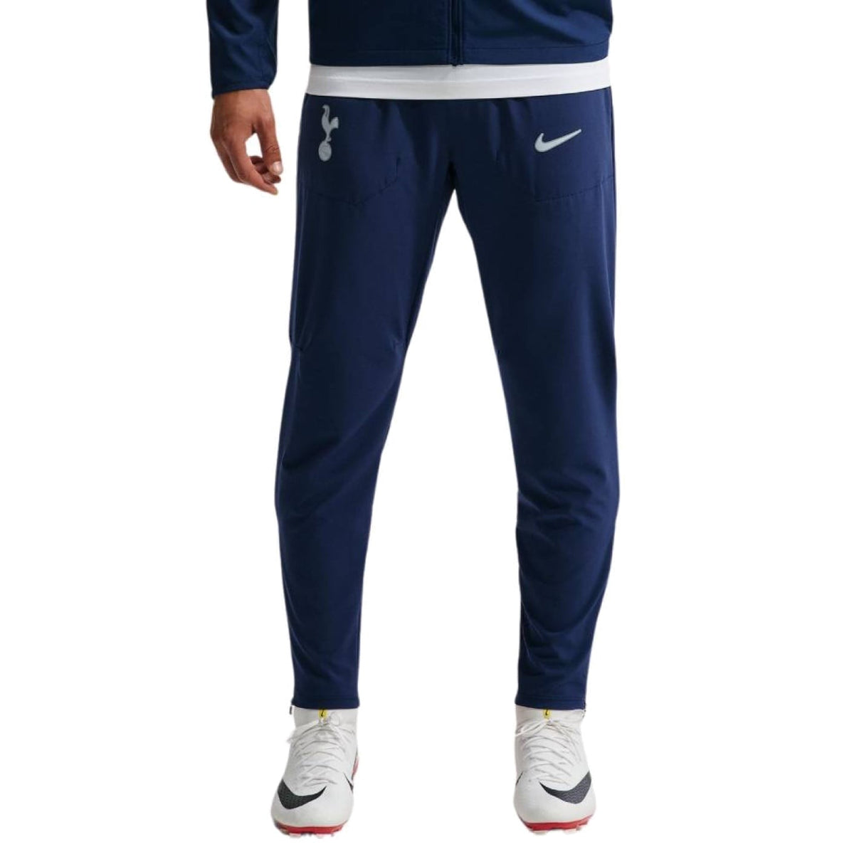 Tottenham Hotspur casual fans woven presentation tracksuit 2026/27 - Nike-2